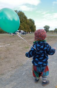 Kind mit Lenitasballon